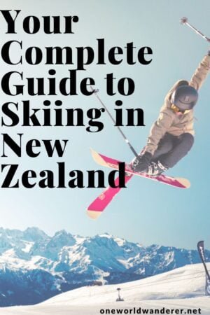 Skiing and snowboarding in New Zealand- your ultimate guide to the things to do, things to wear, which ski hills to visit, the ski-terminology to learn, and tips and tricks on the winter season in the New Zealand South Island! #skiing #wintertravel #newzealandtravel #queenstown