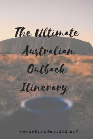 Looking for the perfect tour of Uluru and surroundings? You found it! Find out the best itinerary with the Rock Tours and information about Uluru, Kings Canyon, Kata Tjuta and surroundings. Everything you need to know about the perfect Red Centre itinerary.