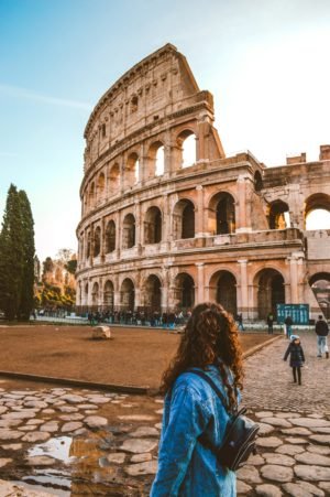 Thinking of visiting Rome? We've gathered all of our best Rome travel tips -- including how to SAVE MONEY, what to PACK, how to stay SAFE and more! #visitrome #italy #traveltips