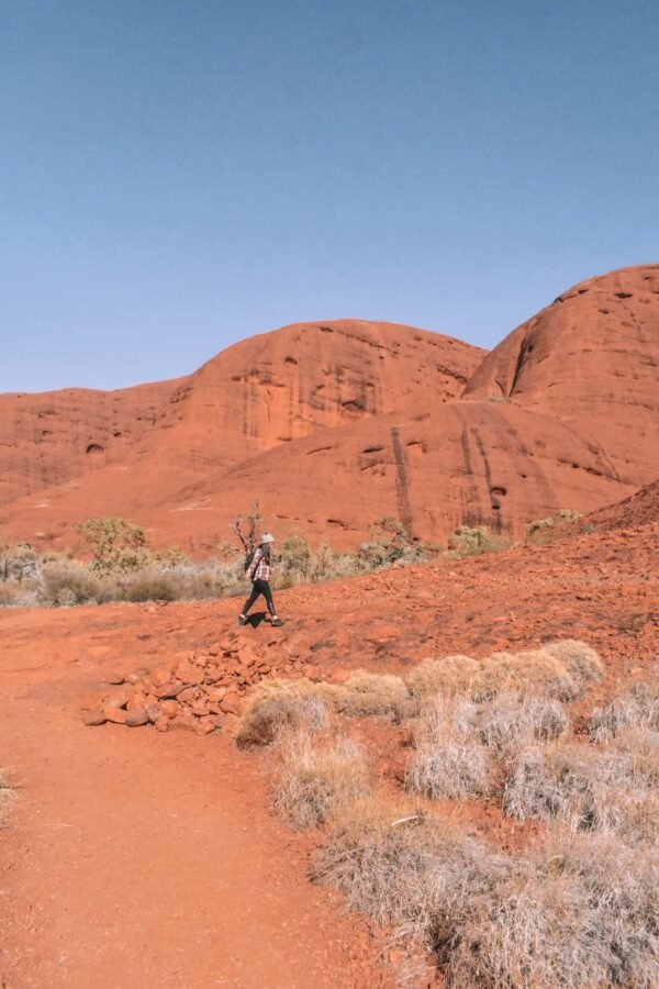 Kata-Tjuta Walk