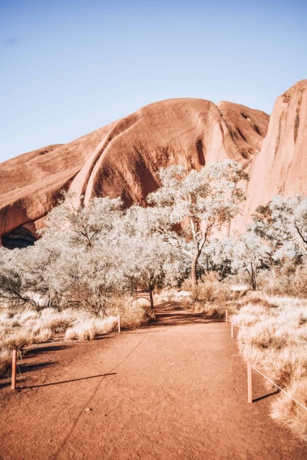 Kata-Tjuta Walk