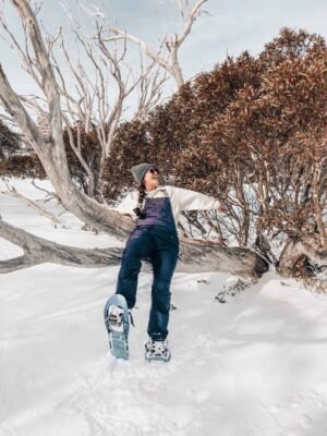 Snowshoeing in Jindabyne, an Australian winter ski season as a solo female traveller