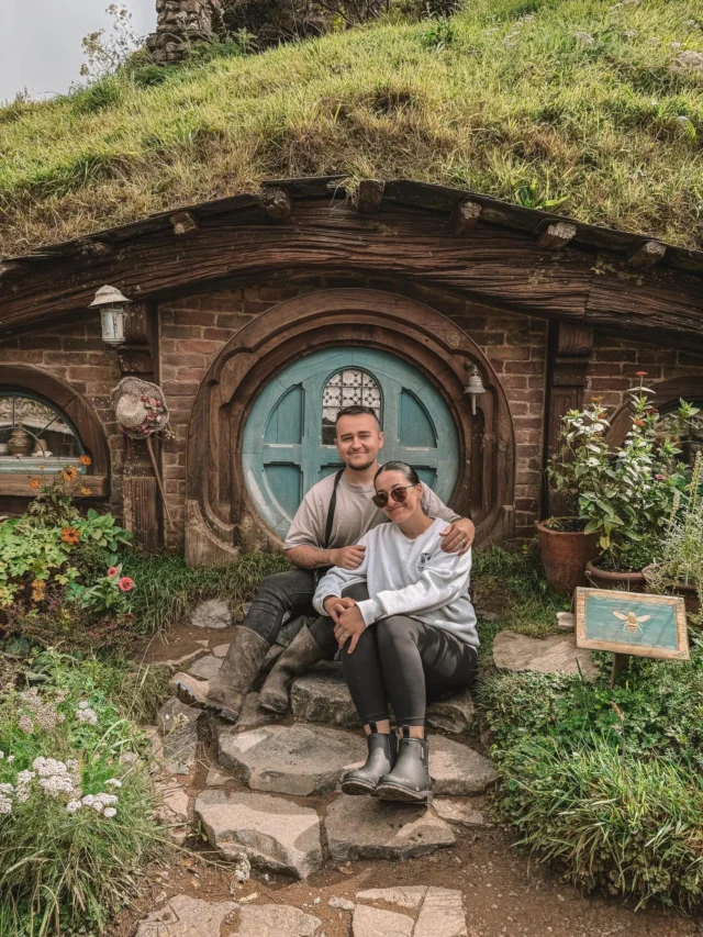 Took my Hobbits to Hobbiton and—plot twist—we all fit through the front doors without even crouching 😂

Safe to say the Gatherum clan were always meant for Middle Earth 🏡✨

@harrison.d.gatherum @kiera_gatherum @hobbitontours #hobbiton #hobbitonnz #hobbitonnewzealand